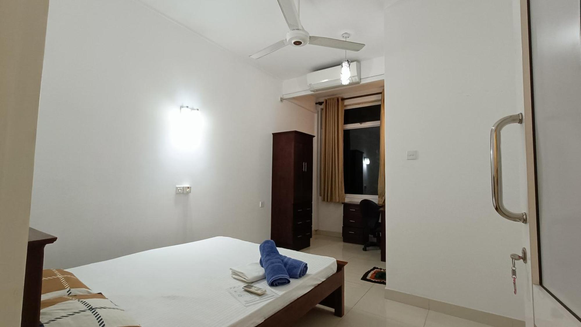Smile Hub -youth Hostel-