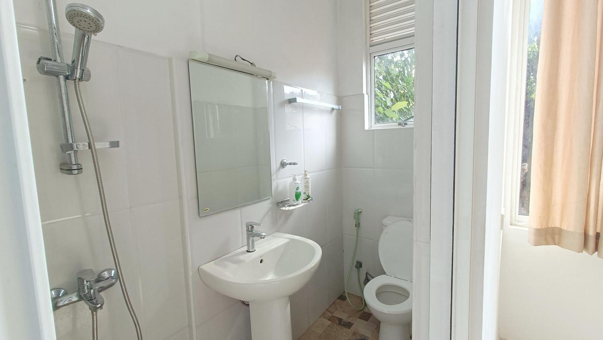 Smile Hub -youth Hostel- Guest house *
